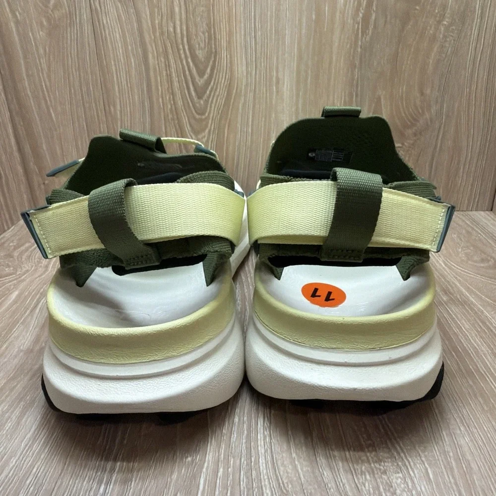 Teva Aventrail R2T Dark Olive/Peridot Trail Running Sandal Mens US Size 11 New
